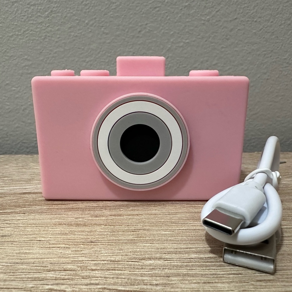Artikl Power Bank / portable charger with two ports for iPhone. Cellphone
